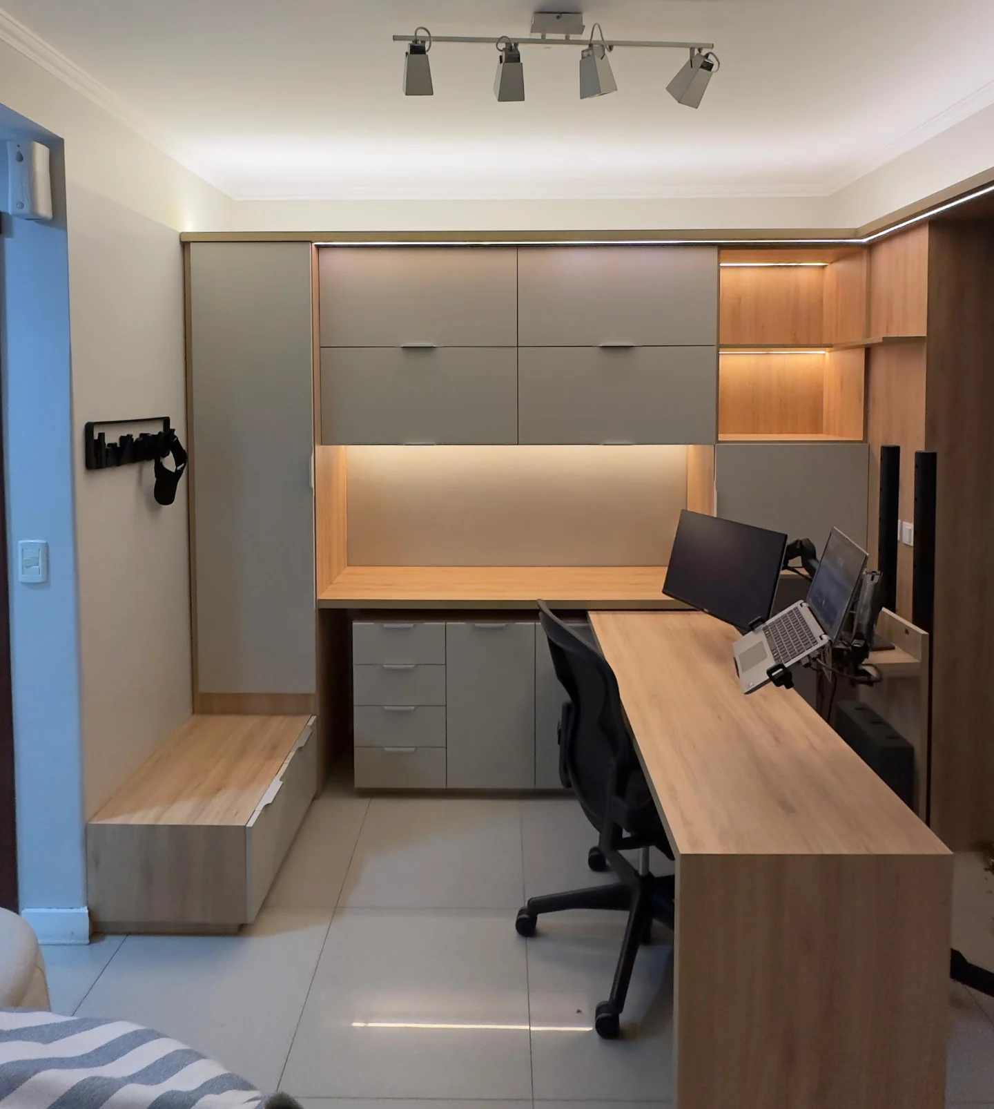 Home Office planejado pela Seven Móbile em Caxias do Sul